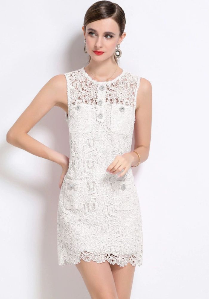 Robe blanche dentelle courte droite