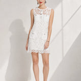 Robe Blanche Dentelle Courte Droite Blanc / S