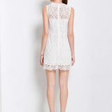 Robe Blanche Dentelle Courte Droite