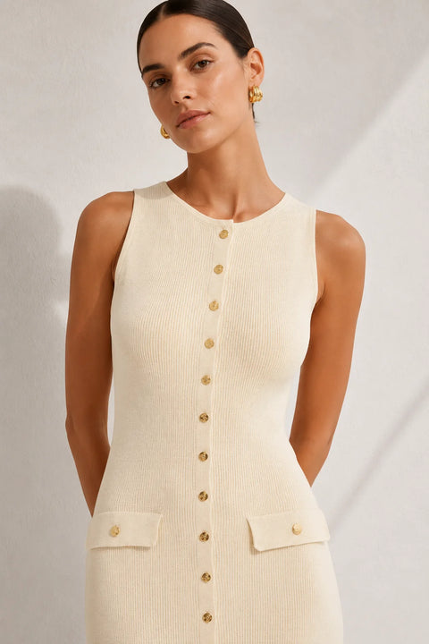 Robe droite boutonnée devant