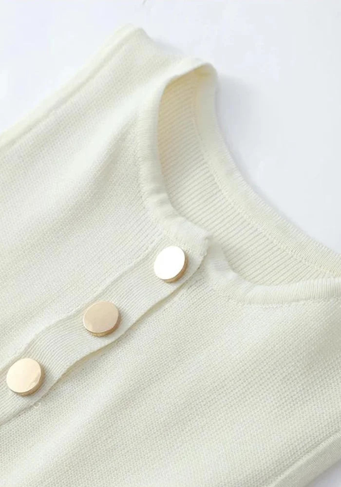 Robe droite boutonnée devant détails