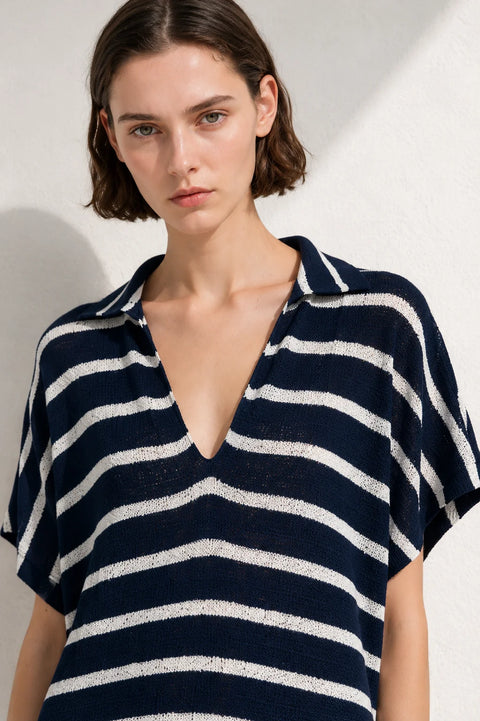 Robe droite col V